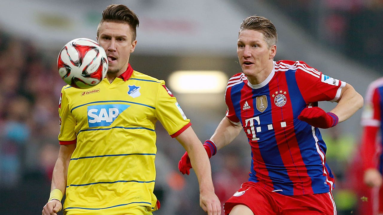 Reus injured as Dortmund collapse, but Bayern Munich march on